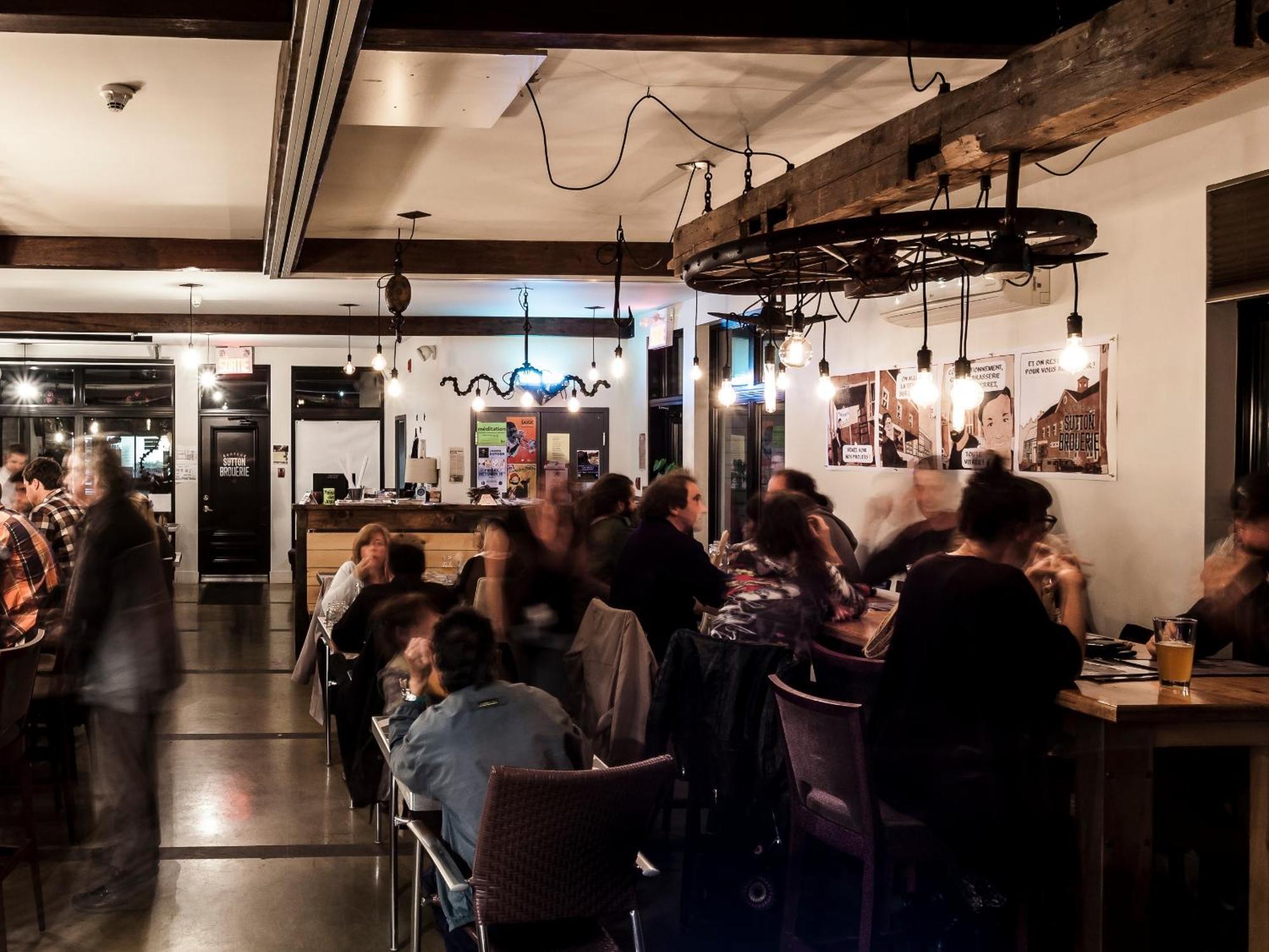 Auberge Sutton Brouerie エクステリア 写真